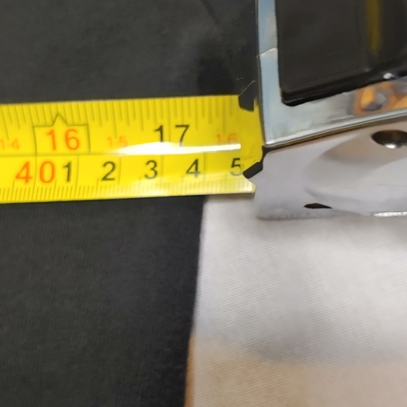 Broken Promises Long-Sleeved Tee Small - Picture 3 of 11